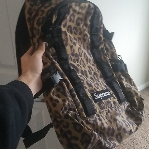 Supreme Leopard Print Backpack - Picture 3 of 3